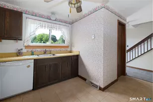 54 Spice Hill Dr, Wallingford, CT 06492 - Photo 7