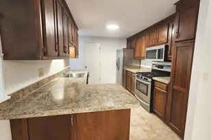 9 Oak Forest Dr, Manchester, CT 06042 - Photo 11