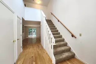 9 Oak Forest Dr, Manchester, CT 06042 - Photo 5