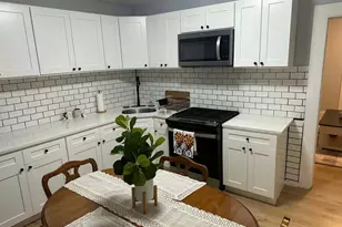 63 Whitmore St, Hartford, CT 06114 - Photo 9