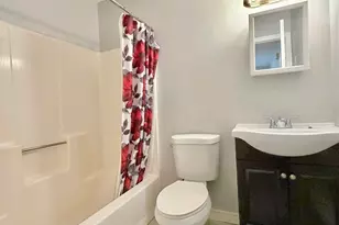 1409 Chapel St, New Haven, CT 06511 - Photo 5