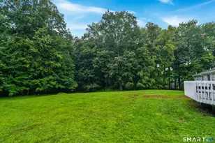 142 Ford Rd, Woodbridge, CT 06525 - Photo 7