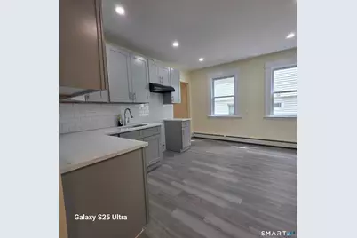 82 Bunker Hill Avenue #1st Fl, Waterbury, CT 06708 - Photo 5