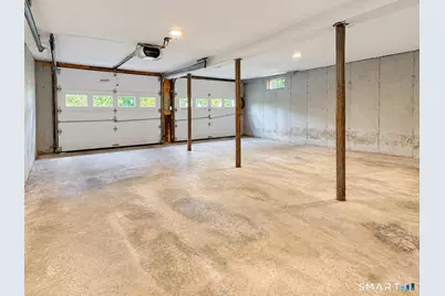 8 Winthrop Road, Bethel, CT 06801 - Photo 17