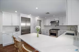 58 Davenport Dr, Stamford, CT 06902 - Photo 7