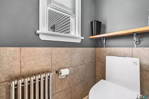 75 Ocean Ave, Bridgeport, CT 06605 - Photo 17