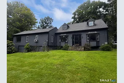32 Chestnut Hill Road, Newtown, CT 06482 - Photo 1