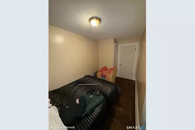 704 West Taft Avenue, Bridgeport, CT 06604 - Photo 19