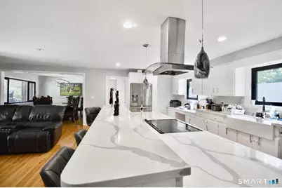 68 Parry Road, Stamford, CT 06907 - Photo 5