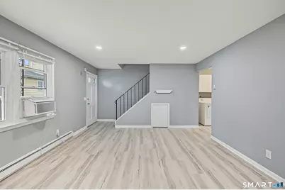 151 Seaside Avenue #3, Stamford, CT 06902 - Photo 1