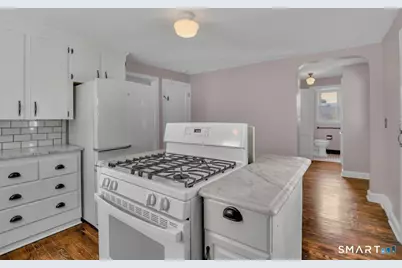 17 Crown Street, Bristol, CT 06010 - Photo 11