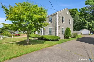 17 Crown St, Bristol, CT 06010 - Photo 3