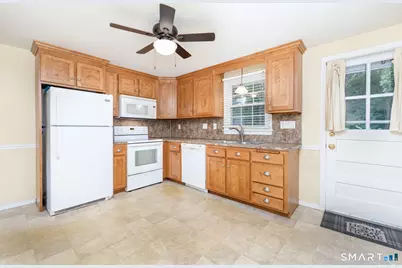39 Beechwood Drive, Colchester, CT 06415 - Photo 11