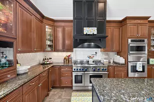 73 Riverside Rd, Newtown, CT 06482 - Photo 9