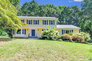 61 Greenbriar Rd, Oxford, CT 06478 - Photo 1
