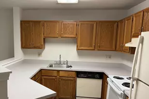 28 Rose Ln, Danbury, CT 06811 - Photo 3
