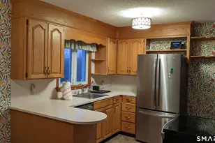 1660 Guernseytown Rd, Watertown, CT 06795 - Photo 5