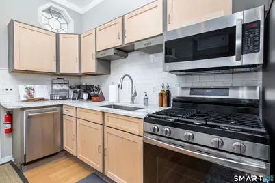 43 Woodland Street, New Haven, CT 06511 - Photo 1