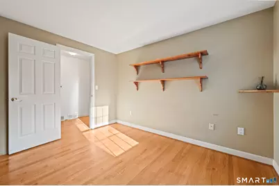 7 Banbury Drive, Simsbury, CT 06092 - Photo 17