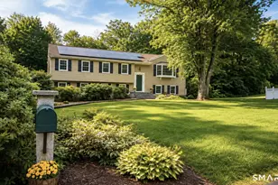7 Banbury Dr, Simsbury, CT 06092 - Photo 3