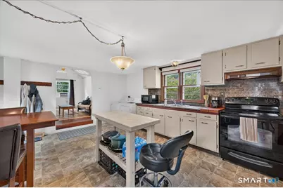 9 Brook Trail, East Hampton, CT 06424 - Photo 5