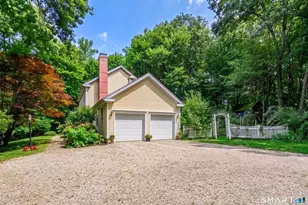 16 Jonathan Dr, Roxbury, CT 06783 - Photo 5
