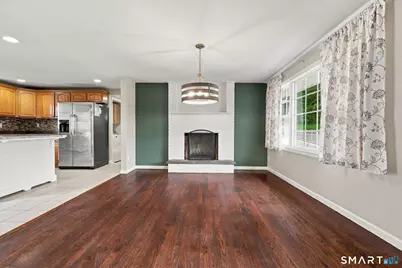 6 Pine Street, Naugatuck, CT 06770 - Photo 5