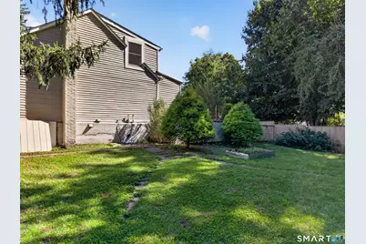 10 Glezen Street, Norwich, CT 06360 - Photo 7