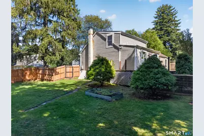 10 Glezen Street, Norwich, CT 06360 - Photo 5
