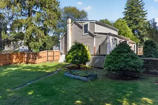 10 Glezen St, Norwich, CT 06360 - Photo 5
