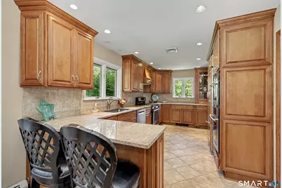17 Huckleberry Drive South, Norwalk, CT 06850 - Photo 15