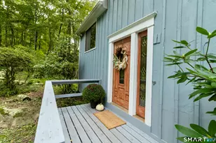 882 Moose Hill Rd, Guilford, CT 06437 - Photo 3