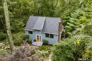 882 Moose Hill Rd, Guilford, CT 06437 - Photo 1