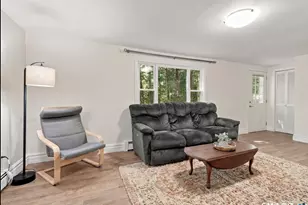 170 W Mountain Rd, Simsbury, CT 06070 - Photo 5