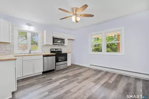 26 Weaver St, Torrington, CT 06790 - Photo 9