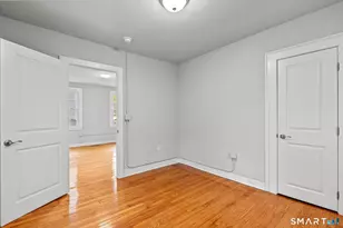 324 Washington St, Middletown, CT 06457 - Photo 17