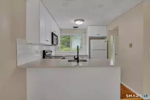 201 Baxter Rd, Mansfield, CT 06268 - Photo 11