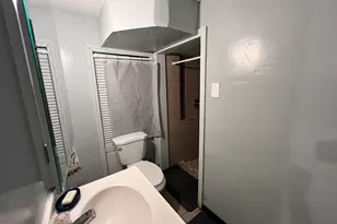 366 Dover St, Bridgeport, CT 06610 - Photo 23
