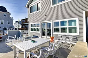 25 Milford Point Rd, Milford, CT 06460 - Photo 5