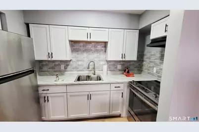 21 Third Street #5B, Waterbury, CT 06708 - Photo 5