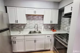 21 3rd St, Waterbury, CT 06708 - Photo 5