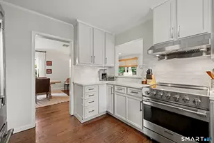 3 Fairfield Ave, Darien, CT 06820 - Photo 13