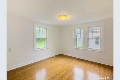 44 Quinsigamond Avenue, Waterbury, CT 06708 - Photo 13
