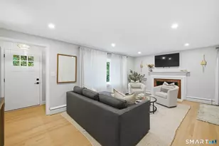 332 Fern St, West Hartford, CT 06119 - Photo 5
