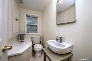 475 W Woods Rd, Hamden, CT 06518 - Photo 31