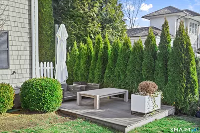 6 Meadowbank Road, Greenwich, CT 06870 - Photo 23