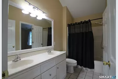 8005 Heartwood Lane #8005, Danbury, CT 06811 - Photo 21