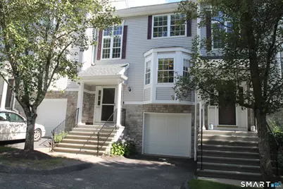 8005 Heartwood Lane #8005, Danbury, CT 06811 - Photo 3