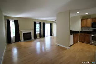 8005 Heartwood Ln, Danbury, CT 06811 - Photo 5