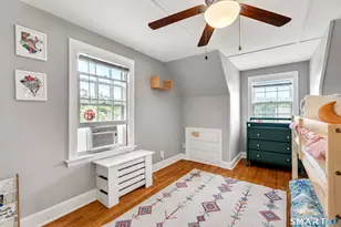 80 Oneco Ave, New London, CT 06320 - Photo 29